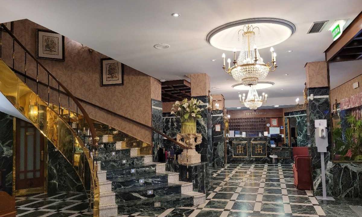Lobby Hotel Imperial Valladolid Lobby Hotel Imperial Valladolid